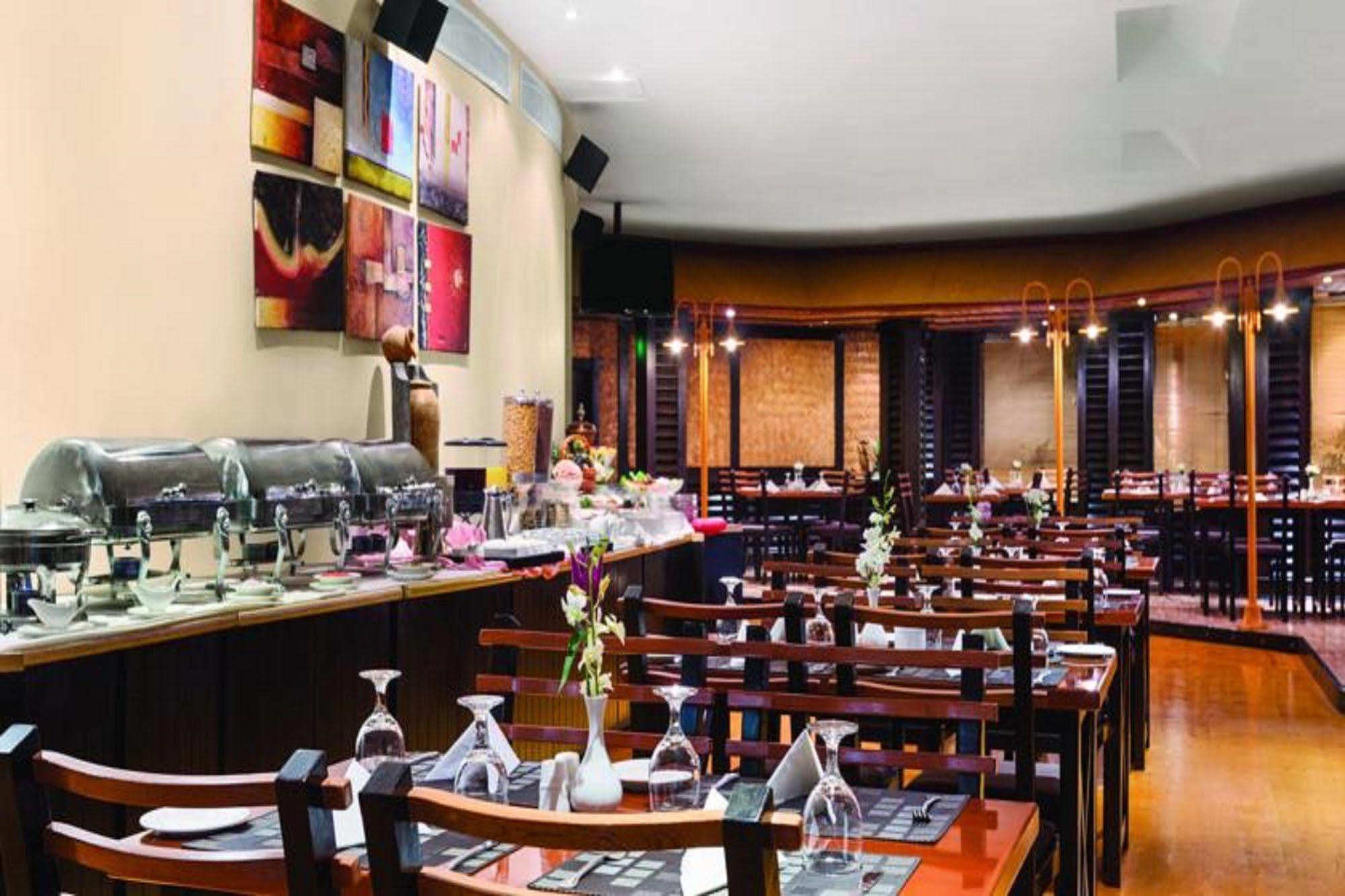 โรงแรมแฮปปี้ เดย์ มานามา ภายนอก รูปภาพ